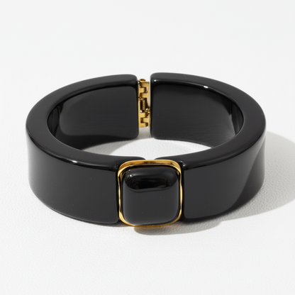 Airie Vintage Bangle