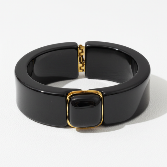 Airie Vintage Bangle